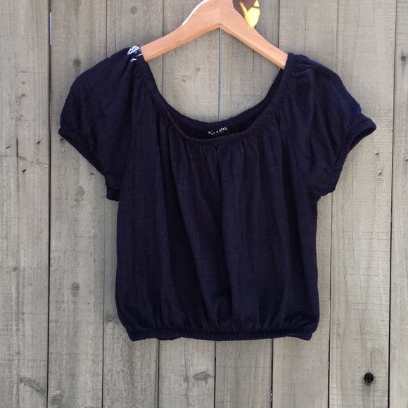 About A Girl Tops - Off the shoulder navy blue elastic crop top